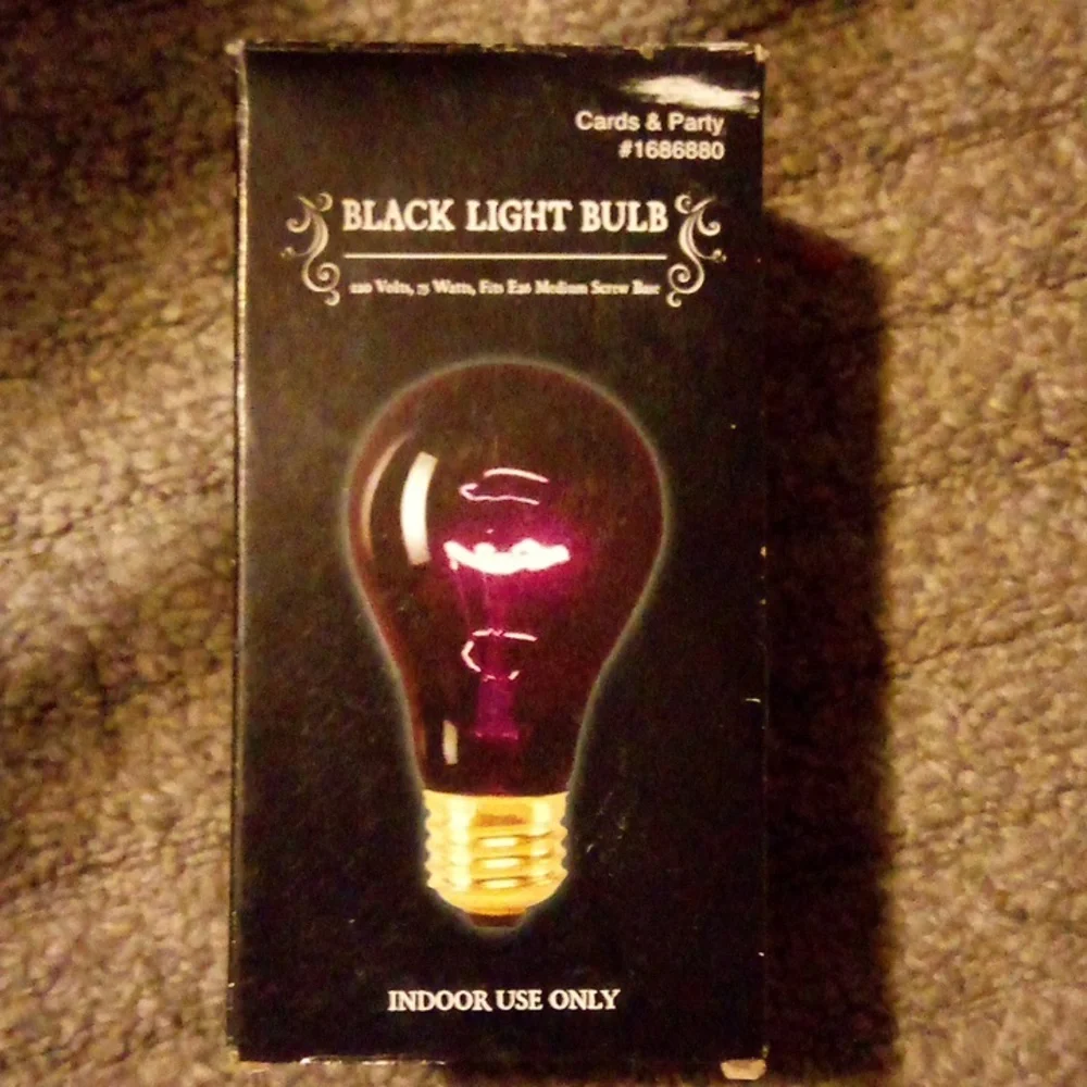 🆕 BLaCK (120 volts, 75 watts) Light bulb💡@fits E26 medium screw base💡See pics